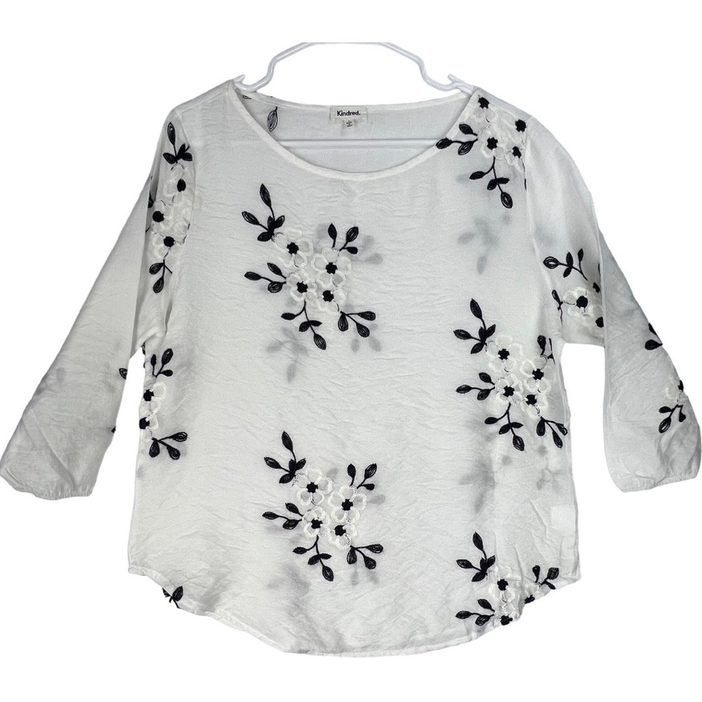 Anthropologie Kindred White Navy Floral Embroidered 3/4 Sleeve Boho Peasant